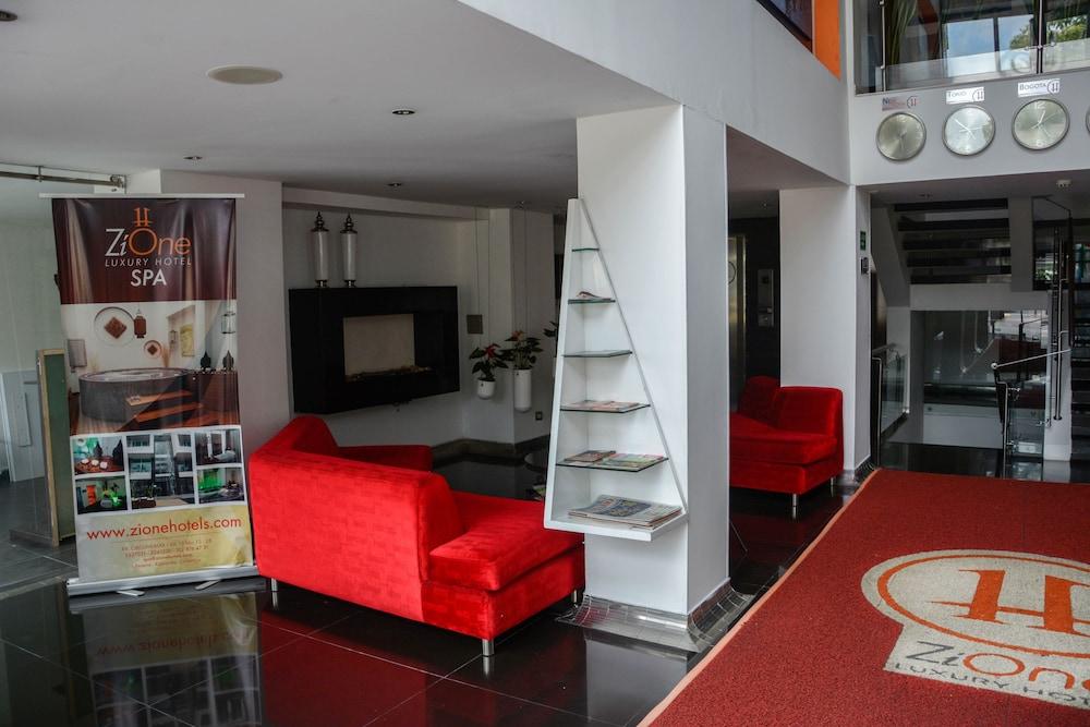 Zi One Luxury Hotel Pereira Exterior photo