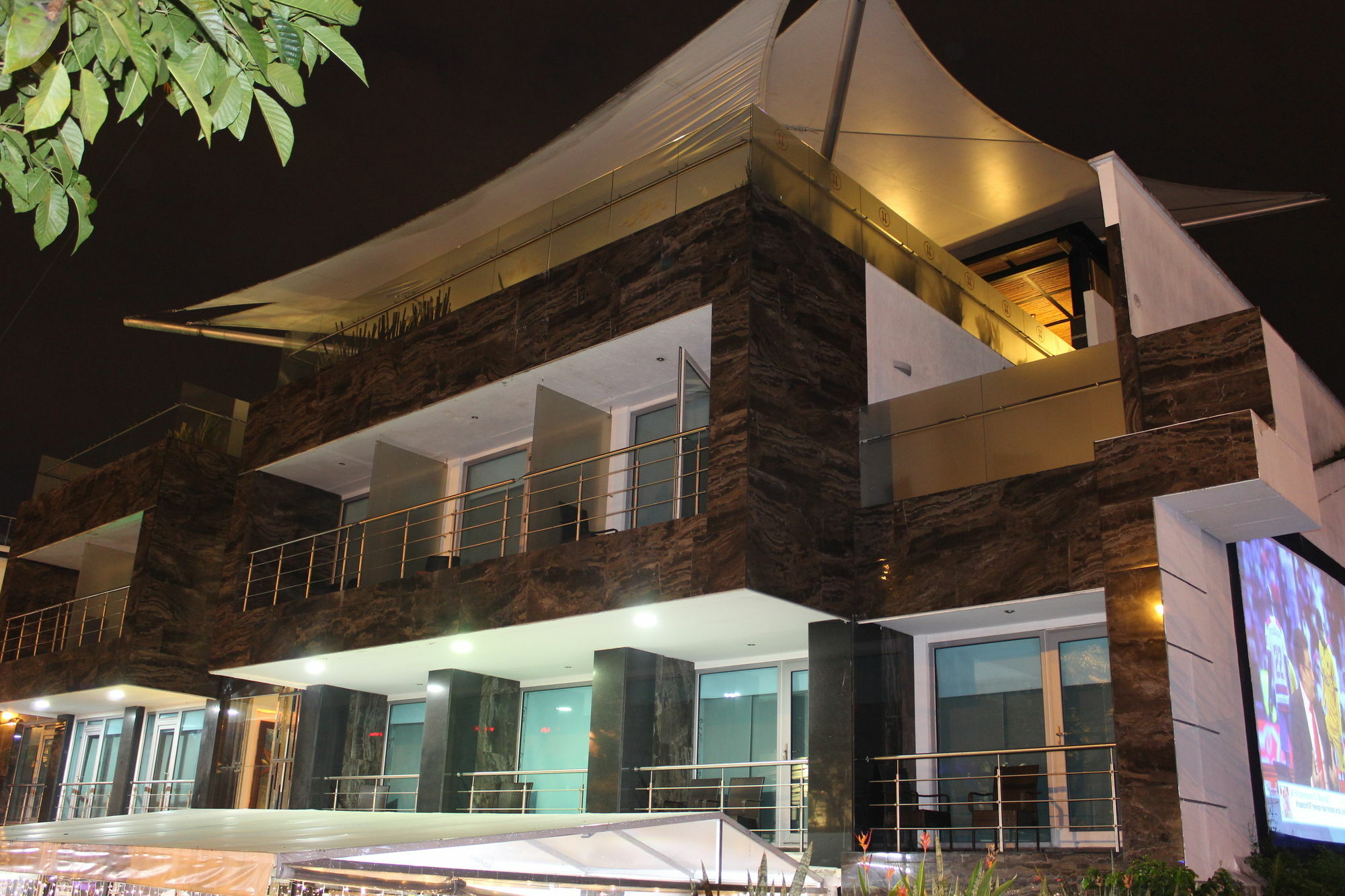 Zi One Luxury Hotel Pereira Exterior photo